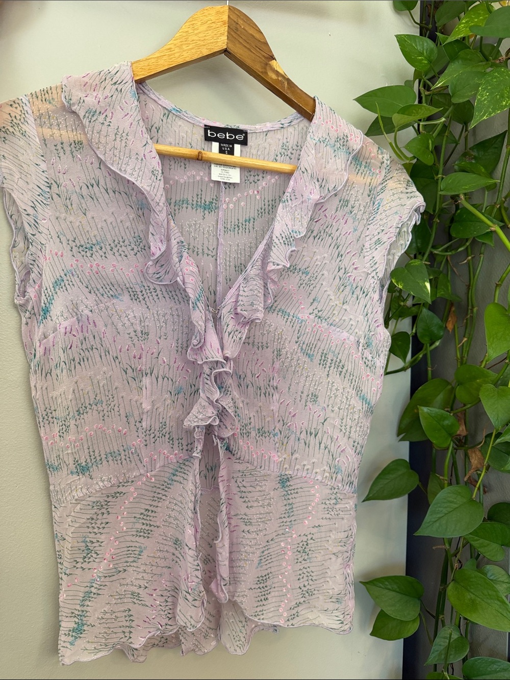 bebe Lilac Ruffle V-Neck Blouse 100% Silk